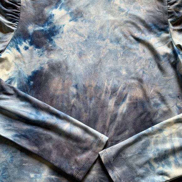 Derek Heart Blue TieDye Top Size Small - Picture 8 of 11